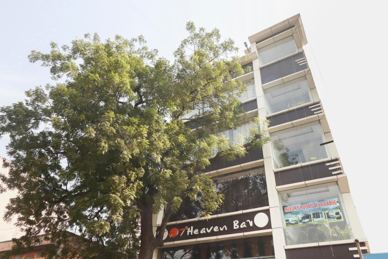 Capital O Hotel 7Th Heaven Jamshedpur Exterior photo